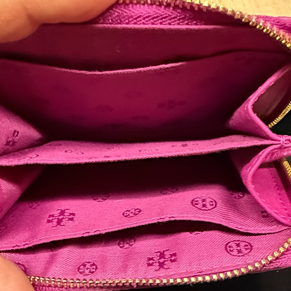 Tory Burch Party Fuchsia Quilted Marion Embossed Zip Coin Case - Picture 9 of 16